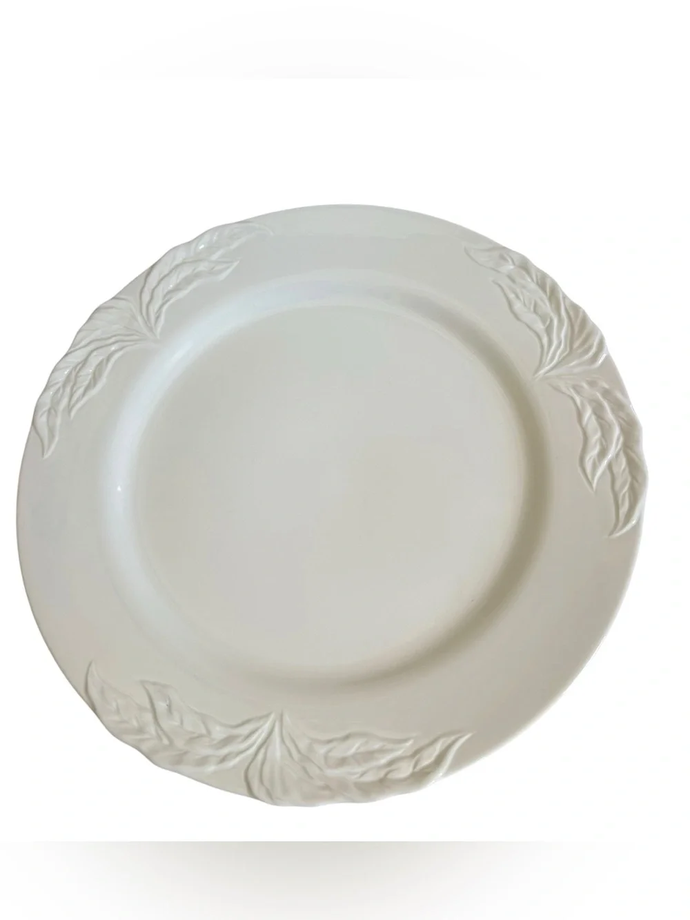 Set of 4 Villeroy & Boch FOGLIA Vitro Porcelain White Dinner Plates 10 3/8